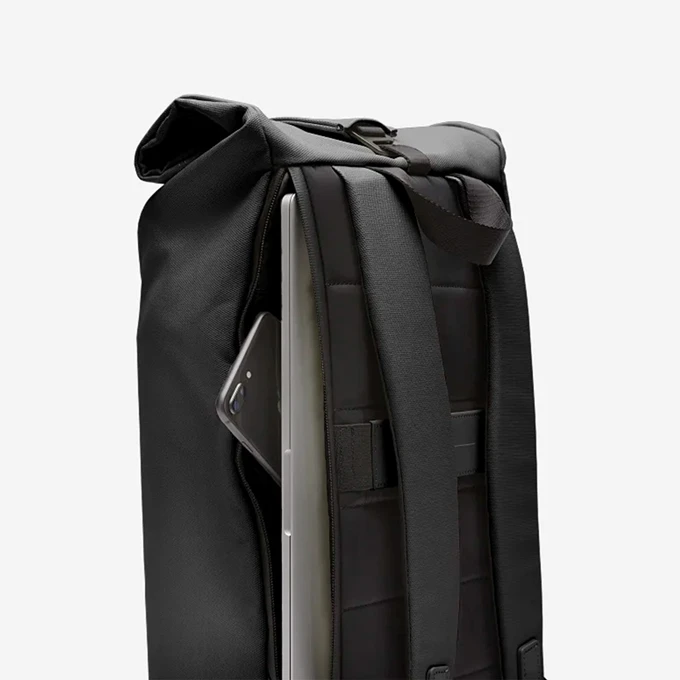 Horizn Studios SoFo Rolltop Backpack All Black 7 Horizn Studios SoFo Rolltop Backpack All Black - Afbeelding 7
