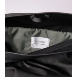 Sandqvist Alfred Backpack Black With Black Webbing -Ospre Koffers Winkel image 10310