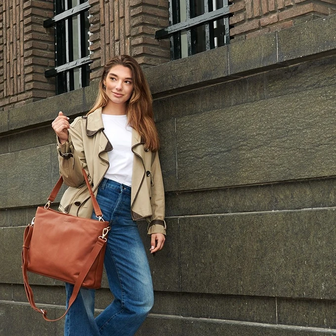 Plevier Millau Dames Laptoptas 15,6" Cognac 2 Plevier Millau Dames Laptoptas 15,6" Cognac - Afbeelding 2