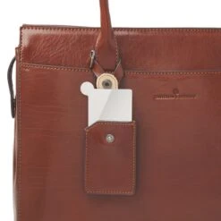 Castelijn & Beerens Gaucho Ellen Laptop Shoulderbag 15.6'' Cognac -Ospre Koffers Winkel image 12578