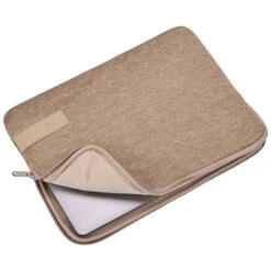 Case Logic® Case Logic Reflect MacBook Sleeve 13" Boulder Beige -Ospre Koffers Winkel image 13388