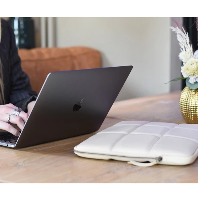 DIMAGINI Ava Padded Laptop Sleeve 13-14" Black 2 DIMAGINI Ava Padded Laptop Sleeve 13-14" Black - Afbeelding 2