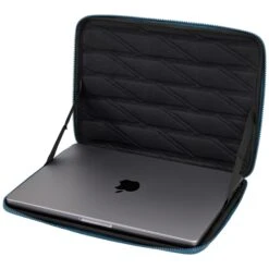 Thule Gauntlet Sleeve MacBook Pro 13'' - 14'' & MacBook Air Blue -Ospre Koffers Winkel image 13667
