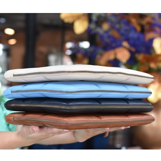 DIMAGINI Ava Padded Laptop Sleeve 13-14" Cognac 3 DIMAGINI Ava Padded Laptop Sleeve 13-14" Cognac - Afbeelding 3