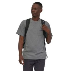 Patagonia Black Hole Duffel 40L Fitz Roy Patchwork: Nouveau Green 8 Patagonia Black Hole Duffel 40L Fitz Roy Patchwork: Nouveau Green -Ospre Koffers Winkel image 18524