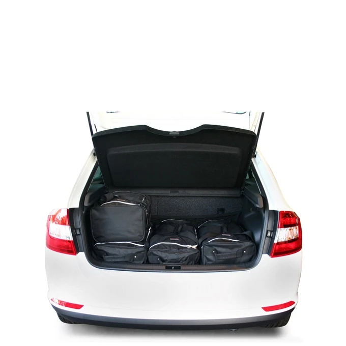 Car-Bags Skoda Rapid Spaceback (NH1) 2013-2019 5-deurs Hatchback 2 Car-Bags Skoda Rapid Spaceback (NH1) 2013-2019 5-deurs Hatchback - Afbeelding 2