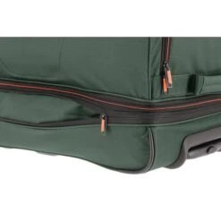 Travelite Basics Wheeled Duffle 70 Expandable Dark Green -Ospre Koffers Winkel image 21386