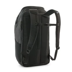 Patagonia Black Hole Pack 32L Black 7 Patagonia Black Hole Pack 32L Black -Ospre Koffers Winkel image 22460