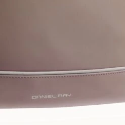 Daniel Ray Highlands Waterafstotende Laptop Backpack 15.6'' M Pink 11 Daniel Ray Highlands Waterafstotende Laptop Backpack 15.6'' M Pink -Ospre Koffers Winkel image 23715