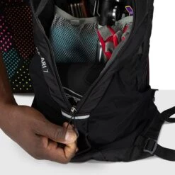 Osprey Katari 7 Black 24 Osprey Katari 7 Black -Ospre Koffers Winkel image 25718