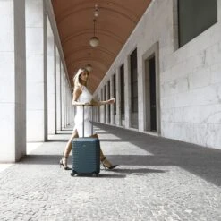 TITAN Litron 4 Wheel Trolley S Petrol 16 TITAN Litron 4 Wheel Trolley S Petrol -Ospre Koffers Winkel image 2984