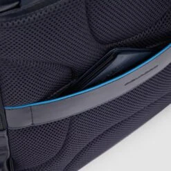 Piquadro Blue Square Computer Backpack Plain With IPad Pro Black 18 Piquadro Blue Square Computer Backpack Plain With IPad Pro Black -Ospre Koffers Winkel image 6438
